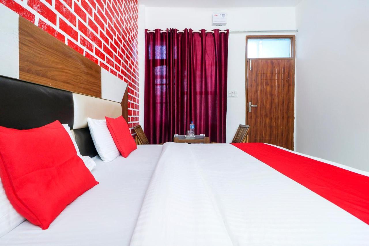 Oyo Hotel City View Nayagaon Exterior foto